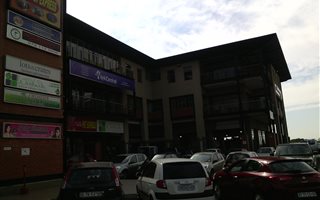 192 m² Retail Space in Bryanston