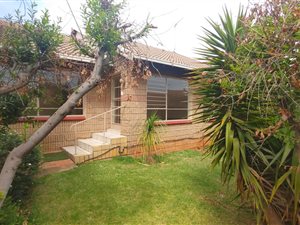 2 Bed Townhouse in Grobler Park