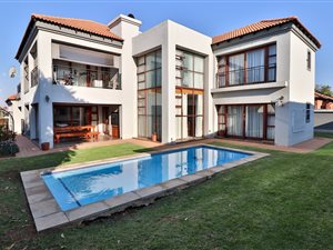 5 Bed House in Irene Farm Villages
