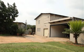 4 ha Farm in Plaston