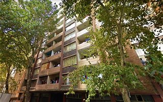 1 Bedroom Apartment in Joubert Park