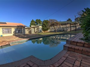 3 Bed House in Marlands