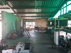 700 m² Industrial space in Alberton