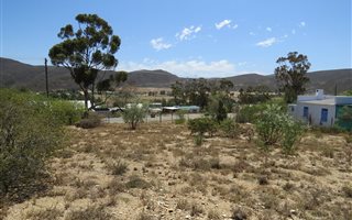 742 m² Land available in Barrydale
