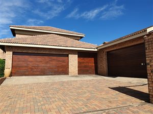 4 Bed House in Lydenburg