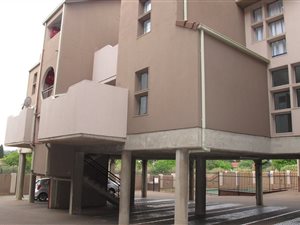 2 Bed Apartment in Glenanda