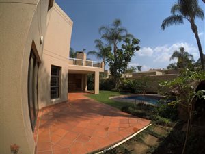 4 Bed Townhouse in Brummeria