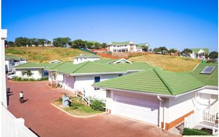 3 Bedroom Apartment in Mt Edgecombe