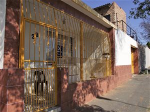 12 Bed House in Rosettenville