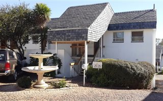 Bachelor apartment in Lyndhurst