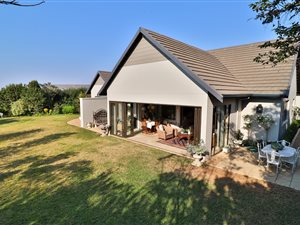 3 Bed House in Cotswold Downs Estate