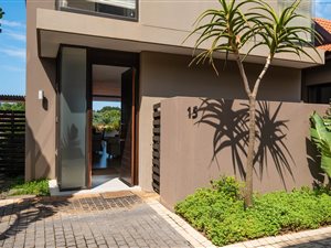 3 Bed House in Zimbali