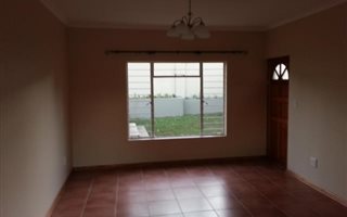 2 Bedroom Garden Cottage in Risidale