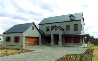 4 Bedroom House in Boschkop