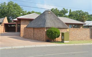 3 Bedroom Cluster in Blue Gill
