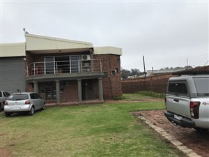 700 m² Commercial space in Anderbolt