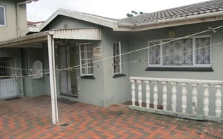 4 Bedroom House in Effingham