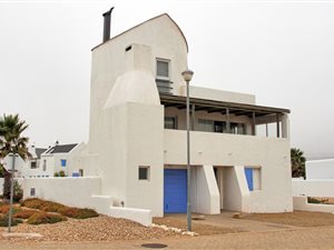 3 Bedroom House in St Helena Bay