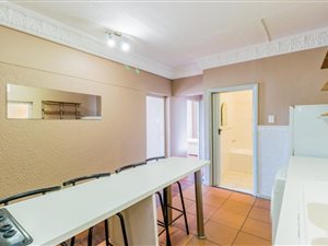 3 Bed Apartment in Rosebank