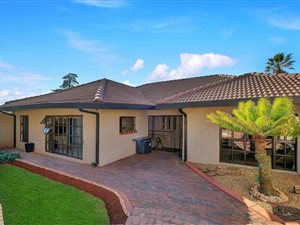 3 Bed House in Emmarentia