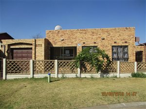 3 Bed House in Eldorado Park