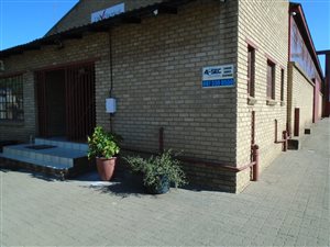 1230 m² Industrial space in Vanderbijlpark CE6