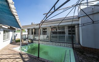 4 Bedroom House in Suideroord