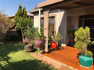 3 Bed House in Roodepoort North