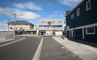 420 m² Office Space in Lansdowne