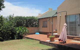 3 Bedroom Townhouse in Bromhof