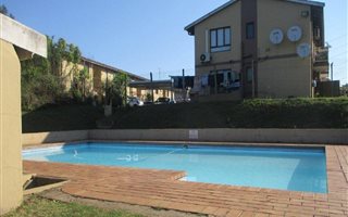 3 Bedroom Apartment in Eastbury