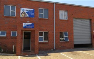 196 m² Industrial space in Alrode