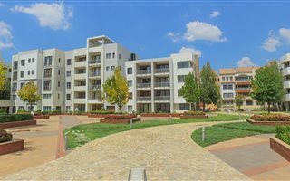 2 Bedroom Apartment in Bedford Gardens