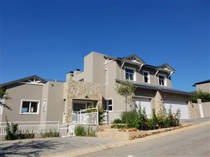 4 Bed House in Kyalami AH