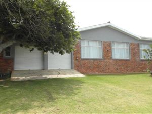 3 Bed House in C Place
