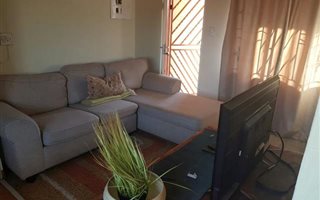 1 Bedroom Townhouse in Bramley