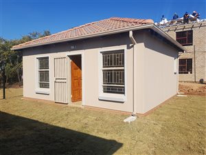 2 Bed House in Lotus Gardens