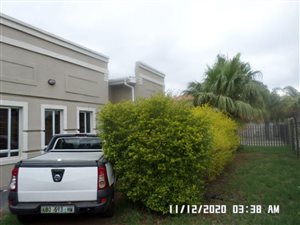 2 Bed Townhouse in Zinniaville