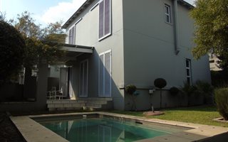 3 Bedroom House in Dainfern