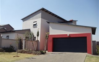 3 Bedroom House in Midstream Estate