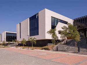 238 m² Office Space in Waterfall Estate