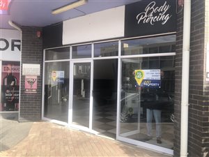 295 m² Retail Space in Manaba