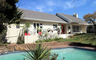 3 Bedroom House in Bordeaux