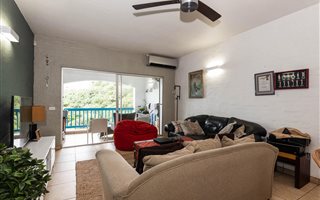 3 Bedroom Apartment in Shakas Rock