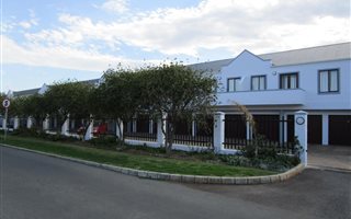 2 Bedroom Apartment in Sandbaai
