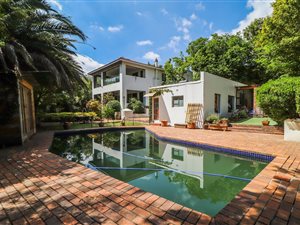 4 Bed House in The Gardens