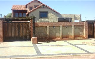 2 Bedroom House in Mamelodi West