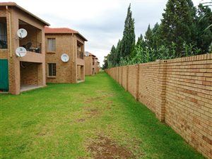 2 Bed Apartment in Mantevrede