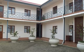 1 Bedroom Apartment in Hoekwil
