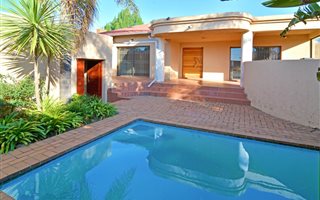4 Bedroom House in Highlands North